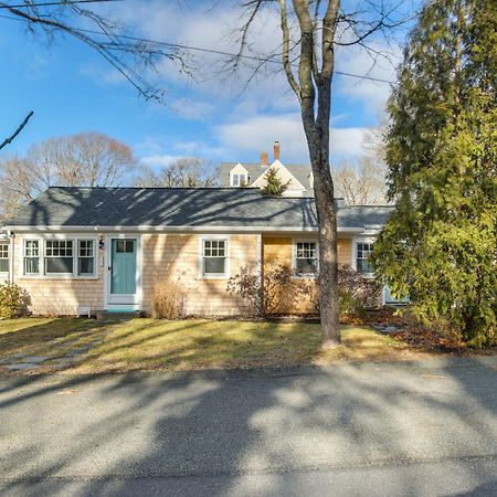 Cozy Cape Cod Cottage - Walk To Monument Beach! Bourne Dış mekan fotoğraf